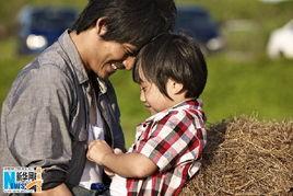 娱乐吃瓜酱父子,揭秘娱乐圈背后的温馨故事  第3张