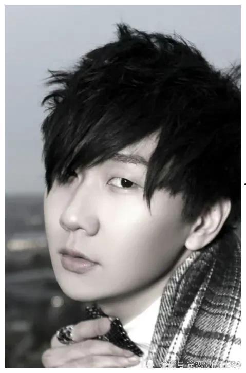 沉浸式吃瓜娱乐圈,揭秘娱乐圈的瓜田秘境 第2张 沉浸式吃瓜娱乐圈,揭秘娱乐圈的瓜田秘境 第2张